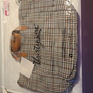 ❤️SALE ENDS TODAY❤️Thirty-One Casual Crossbody Tote